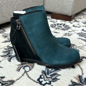 Sorel Joan of Arctic wedge bootie
